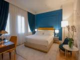 Superior Double room with partial canal view