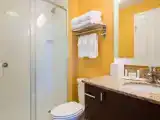 2 Bedrooms Double Suite
