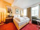 Standard Double room with river view