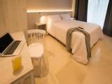 3 Bedrooms Apartment