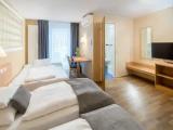 Standard Triple room with balcony