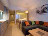 1 Bedroom Apartment with mountain view