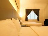 Superior Quadruple room