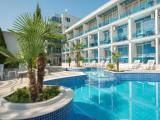 Deluxe Double room with pool view