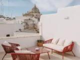 Deluxe Apartment with balcony