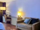 2 Bedrooms Standard Family room with mountain view