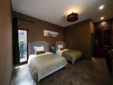 Standard Quadruple Basement room