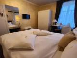 Standard Double room with city view