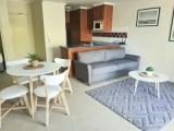 2 Bedrooms Apartment with garden view