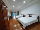 2 Bedrooms Standard Quadruple Family room with park view