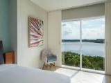 Double room with bay view