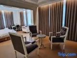 Executive Suite with river view