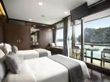 Suite with balcony