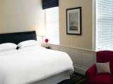 Standard Double room with city view