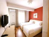 2 Bedrooms Standard Quadruple room with balcony and with city view