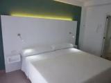 Standard Double room with partial sea view