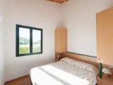2 Bedrooms Bungalow with garden view