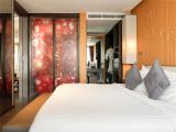 Deluxe Double Suite with balcony