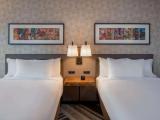 Capitol View Deluxe Quadruple room