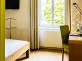 Standard Single room with garden view