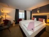 1 Bedroom Deluxe Double room with city view