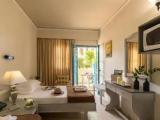 Superior Triple Studio with pool view