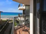 2 Bedrooms Apartment beachfront