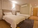 Grand room