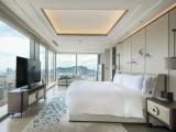 Premier room