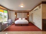 Standard Double room with lake view
