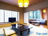 Standard room with mountain view