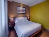 Premier room