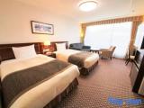 Standard Twin room with mountain view