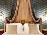 Junior Suite with balcony and with canal view