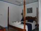 2 Bedrooms Quadruple Family Apartment