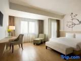 Premier room
