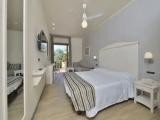 Deluxe Double room with garden view