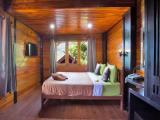 Deluxe Family Bungalow with balcony