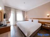 Deluxe room with sea view
