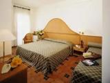 1 Bedroom Standard Triple room with balcony and with garden view