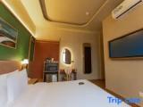 Deluxe Double room with city view