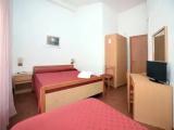 1 Bedroom Economy Triple room