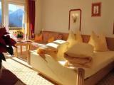 Standard room with mountain view