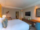Club Junior Suite