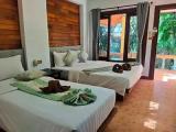 Standard Triple room with balcony