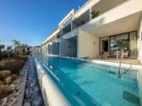 Standard room with balcony and with partial sea view