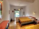 Standard Triple room with balcony