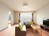 Standard Triple room with sea view