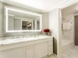 1 Bedroom Executive Double Suite with harbour view