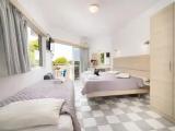 Standard Triple room with balcony